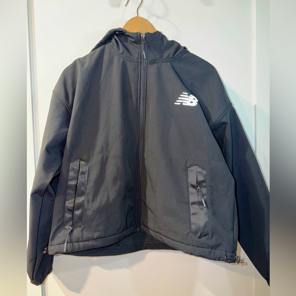 New Balance Women’s Soft Shell Black Zip Up Sz L